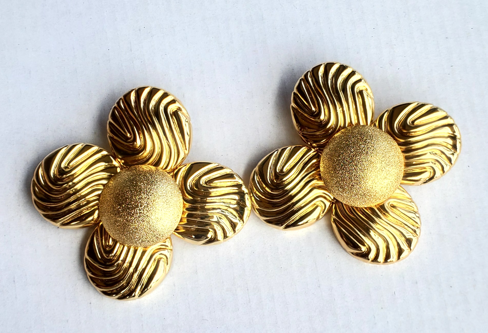Radiance Gold Earrings